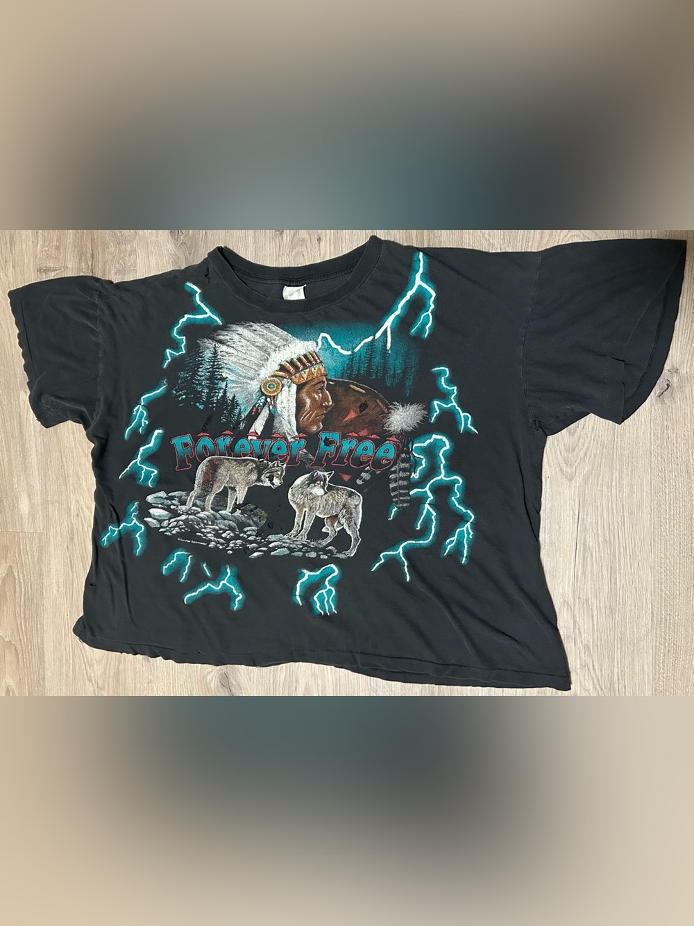Vintage and distressed  'Forever Free' USA thunder AOP Graphic Tee XL
